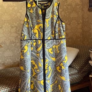 ILE sleeveless paisley poly/spandex blend plus size dress. Worn‎ once.